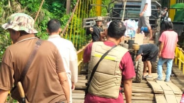 Jembatan Gantung Rusak, 2.000 Warga di Mukomuko Terisolasi, Ekonomi dan Pendidikan Lumpuh