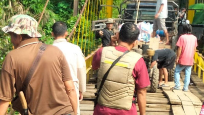 Jembatan Gantung Rusak, 2.000 Warga di Mukomuko Terisolasi, Ekonomi dan Pendidikan Lumpuh