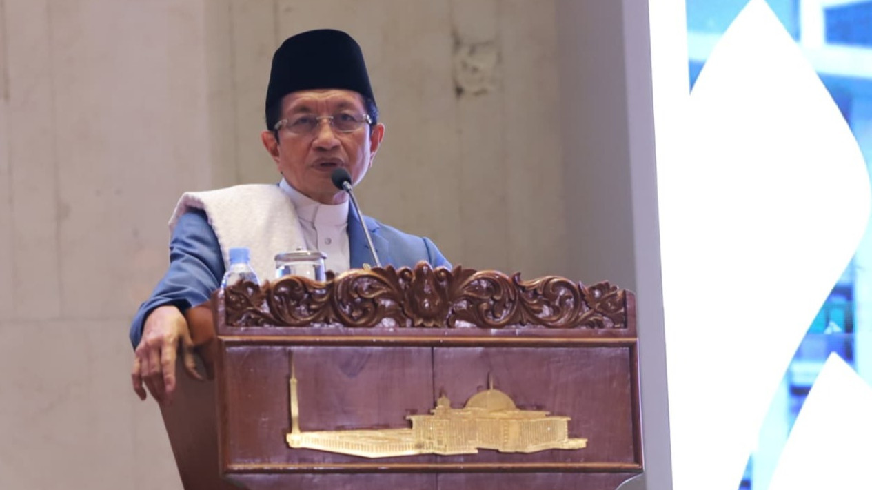 Serukan Tahun Baru Hijriah Jadi Momentum Transformasi Sistem Kemasyarakat, Menag Pertegas Makna Hijrah
            - galeri foto