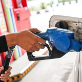Harga Minyak Dunia Anjlok, DPR Harap Pertamina Turunkan Harga Pertamax