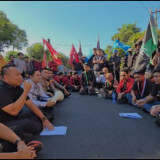 Respon Demo mahasiswa, DPRD Surabaya Janji Kawal Aspirasi Mahasiswa