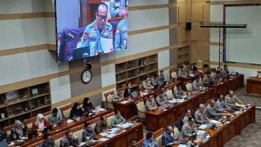 Bahas Anggaran 2027 Bareng Wakapolri, DPR Minta Polri Beli CCTV dan Bodycam