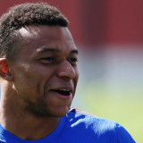 Kylian Mbappe Ancam Pecahkan Rekor Lionel Messi, Sudah Koleksi 16 Gol di Piala Dunia