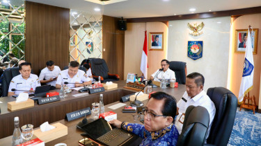 Beri Tenggat Waktu Pekan Depan, Ketua Satgas PRR Minta Pemda Tuntaskan Penyaluran Hibah Bencana