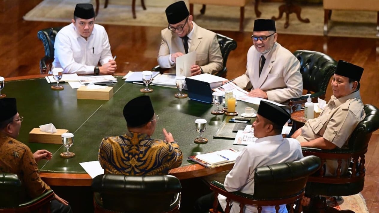 Masa Tunggu Haji Sudah Dipangkas Jadi 26 Tahun, Presiden Prabowo Minta Lebih Cepat Lagi
            - galeri foto
