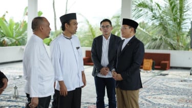 Sambangi UAS di Riau, Mardiono Bawa Misi Kenegaraan dan Perjuangan Politik