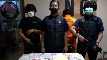 Modus Baru Narkoba di Jakarta Timur Terbongkar! Stiker ‘Sedot WC’ Ternyata Jadi Kode Transaksi Sabu dan Tembakau Sintetis