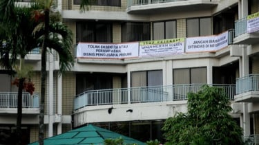 Pengosongan Hotel Sultan Dimulai! Sarapan Masih Utuh, Tamu yang Masih Ada Dikawal Keluar