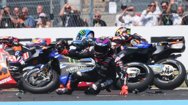 Sebabkan Kecelakaan Beruntun di Balaton Park, Jorge Martin Ragu Bisa Turun Dalam Kondisi Fit saat MotoGP Ceko 2026