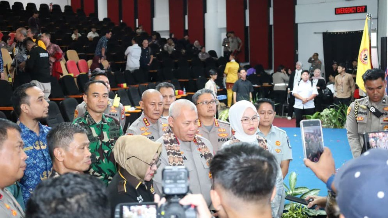 Pusat Studi Kepolisian ULM Inisiasi Deklarasi Bersama Anti ODOL di Kalsel
            - galeri foto