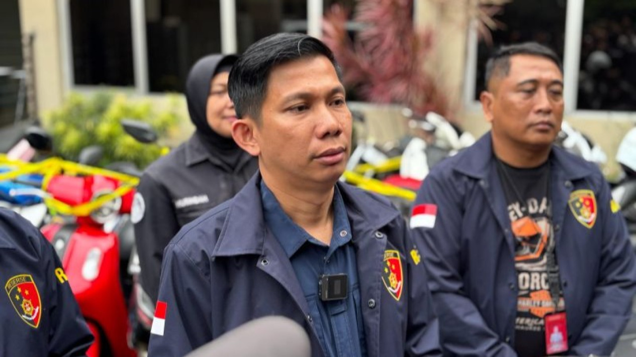 Sembunyi di Kontrakan, Begal yang Lukai Driver Ojol di Bandung Tak Berkutik Diciduk Polisi
            - galeri foto