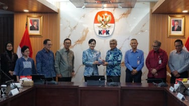 OJK Gandeng KPK, Kasus Korupsi Sektor Jasa Keuangan Bakal Diburu Bersama