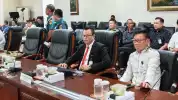 Respons Polemik 15 Kontainer Muatan Ilmenit, KSP Dudung Abdurachman Lakukan Pertemuan