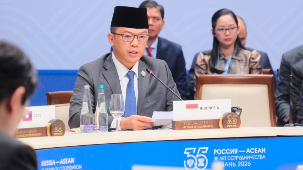 Prabowo Absen di KTT ASEAN-Rusia, Sugiono Sampaikan Permintaan Maaf Langsung kepada Putin
            - galeri foto