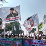 Ribuan Rakyat Turun ke Jalan, Dukung Program Prabowo yang Dinilai Pro Wong Cilik