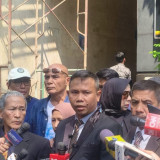 Kuasa Hukum Tuding Motif Penangkapan Roy Suryo untuk Melayani Kepentingan Jokowi, Bandingkan dengan Silfester Matutina