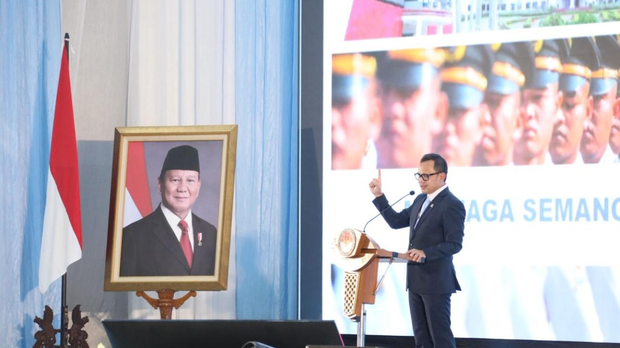 Wamendagri Bima Dorong Lulusan IPDN Persiapkan Diri Jadi Kepala Daerah Masa Depan: Alumni IPDN Paling Siap!
            - galeri foto