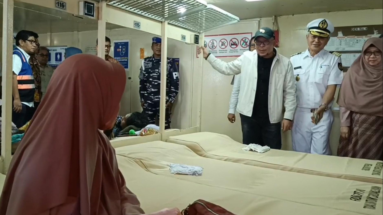 Komisi XI DPR RI Tinjau Armada PELNI, Tiga Kapal Baru Ditargetkan Beroperasi pada 2029
            - galeri foto