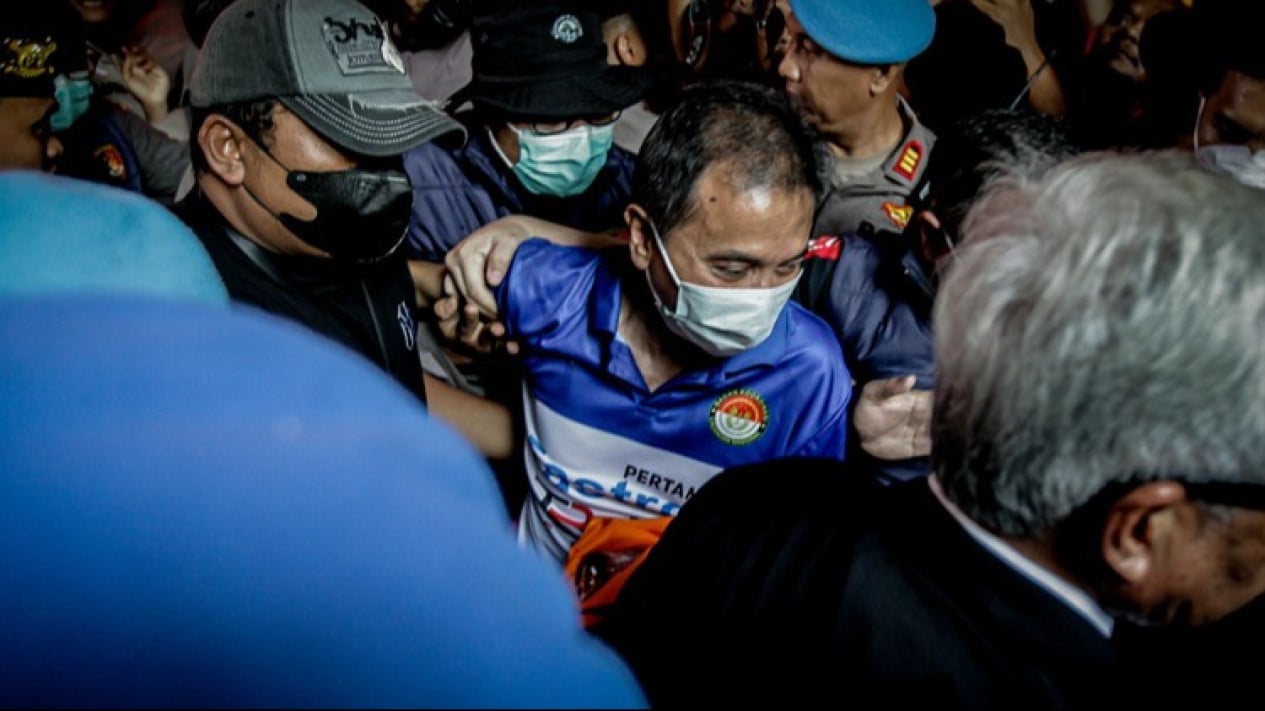 Besok, Polda Metro Limpahkan Roy Suryo dan Dokter Tifa ke Kejari Jaksel
            - galeri foto