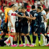 Kok Bisa Unggul Jumlah Pemain Tapi Tetap Mandul? Turki Resmi Tersingkir Tragis dari Piala Dunia 2026 Usai Dipermalukan Paraguay