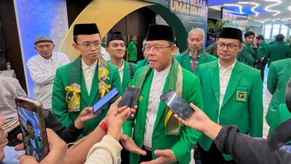 Lantik Pengurus PPP Sulsel, Ketum Mardiono Tekankan Keberpihakan pada Rakyat dan Program Pemerintah