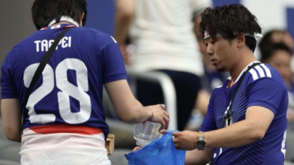 Suporter Timnas Jepang Disebut Munafik dengan Aksi Bersih-bersih Stadion di Satadion Piala Dunia 2026