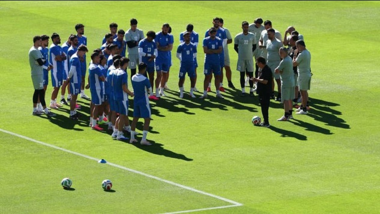 Iran Minta FIFA untuk Minimalisir Masalah di Piala Dunia, Penerbangan Kacau Hingga Merasa Dikucilkan
            - galeri foto