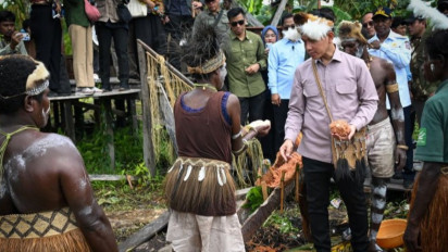 Wapres Gibran Tinjau Sekolah Lapang Sagu Asmat Papua Selatan, Dorong Hilirisasi Ekonomi Lokal