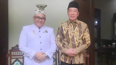 Injak Usia ke-65, Jokowi Dapat Ucapan dari Sultan Sepuh Cirebon