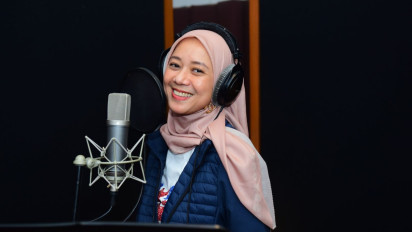 Lagu Terima Kasih Bunda Jadi Surat Cinta Fera Muhammad Ali untuk Sang Ibu