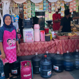 Dukung Usaha Mikro dan Kecil di Jakarta Fair 2026, Pertamina Salurkan Bantuan Bright Gas ke Puluhan Pedagang Kuliner