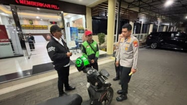 Tergiur Tawaran Uang dan Ponsel dari Pelaku, Pengemudi Ojol Kehilangan Motor