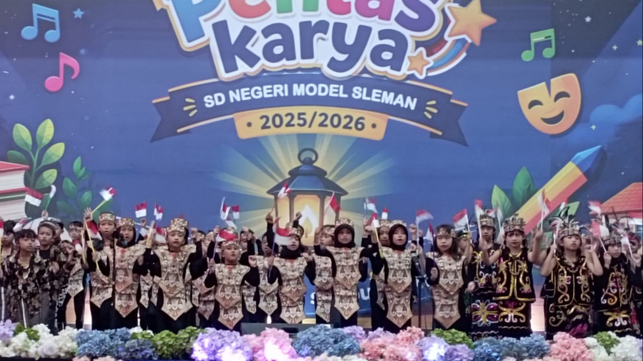 Pentas Karya "LENTERA AKSA", Wadah Kreativitas Siswa Satu Panggung Seribu Cerita
            - galeri foto
