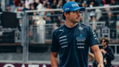 Tak Bisa Dibendung Lagi, Carlos Sainz Luapkan Rasa Frustasinya dengan Performa Williams di F1 2026
