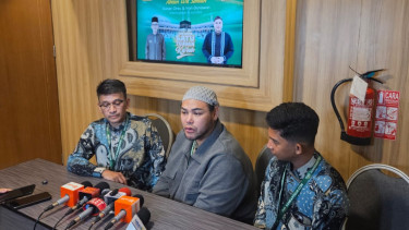 Berangkat Umrah Bareng! Ruben Onsu dan Ivan Gunawan Pilih Pisah Kamar, Alasannya Jadi Sorotan