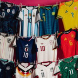 4 Tips Membeli Jersei Original dari Tim-tim yang Berlaga di Piala Dunia 2026, Wajib Cek Kode Produksinya!