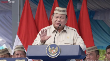 Prabowo Sebut Hanya Indonesia Polisi Urus Pertanian dan TNI Sering ke Sawah