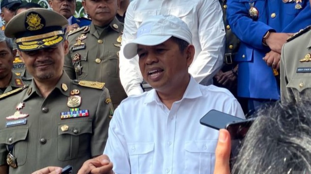 Dedi Mulyadi Desak Hukuman Terberat bagi Taufik Hidayat Pelaku Penganiayaan Sadis di Bandung
            - galeri foto