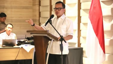 Wamendagri Bima Arya Tekankan Penguatan Orientasi Pelayanan Hingga Inovasi ASN untuk Transformasi Pelayanan Publik