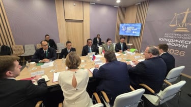 Menteri Hukum Supratman Andi Agtas Sampaikan Capaian Posbankum di Legal Forum Rusia dan Perkuat Kerja Sama Ekstradisi Narapidana