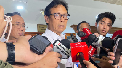 DPR Usul Pakai AI Atasi Kekurangan Dokter, Menkes: Tenaga Medis Mesti Lihat dan Sentuh Pasien