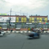 Lensa Berbicara: Trotoar Pasar Pondok Gede Ditata, Kabel Utilitas Semrawut Masih Jadi Sorotan