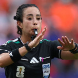 7 Potret Katia Itzel Garcia, Wasit Wanita yang Curi Perhatian dalam Laga Tunisia vs Belanda di Piala Dunia 2026