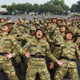 Evaluasi Menyeluruh Latsarmil Kemhan: Porsi Latihan Fisik Kini Sesuaikan Kondisi Peserta Koperasi Merah Putih