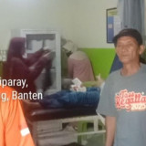 Detik-detik Lansia Terseret Ombak di Pantai Anyer, Evakuasi Berlangsung Dramatis!