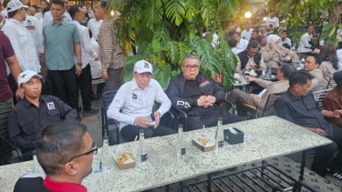 Kenakan Baju Berlogo PSI, Jokowi: Kalau Sudah Memakai, Artinya Tahu Sendiri