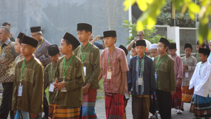 Sambut Tahun Baru Hijriyah 1448 H, Masjid Arroyan Surabaya kembali Selenggarakan Khitanan Massal