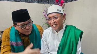 Jokowi Bertemu Adik Kelas di UGM, Pernah Naik Gunung Bareng