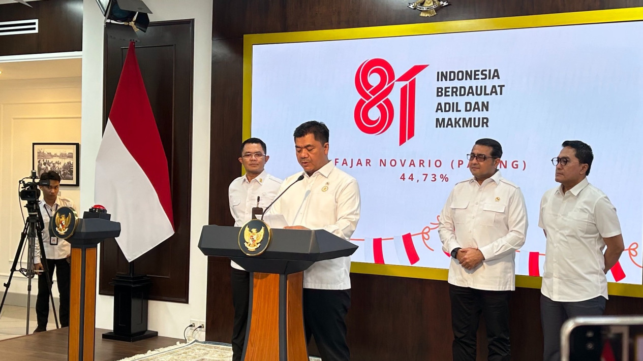 Logo HUT ke-81 RI Resmi Diluncurkan, Karya Desainer Padang Raih Suara Terbanyak
            - galeri foto