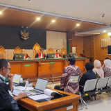 Sidang Dugaan Ijon Proyek Bekasi, Istri HM Kunang Sebut Perhiasan yang Disita KPK Dibeli dari Hasil Usaha
